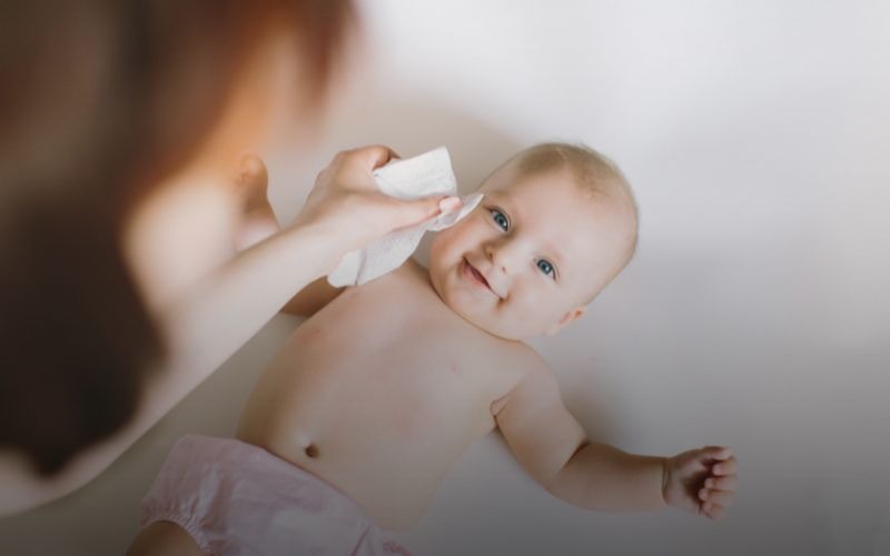How to Choose the Best Baby Wipes Wholesaler in UK