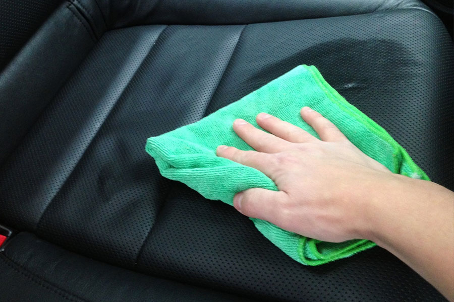 The Art of Eco-Friendly Leather Lounge Cleaning in Sydney