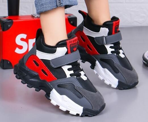 kids sports shoes manufacturer