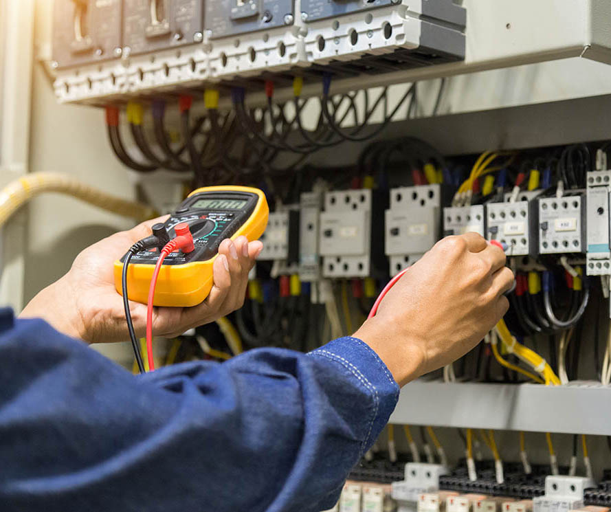 Commercial Electrician in Dagenham