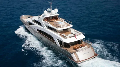 Luxury Yacht Rental