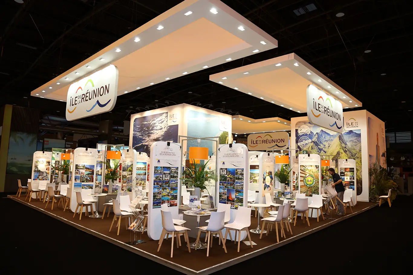 exhibitions stands suppliers in dubai