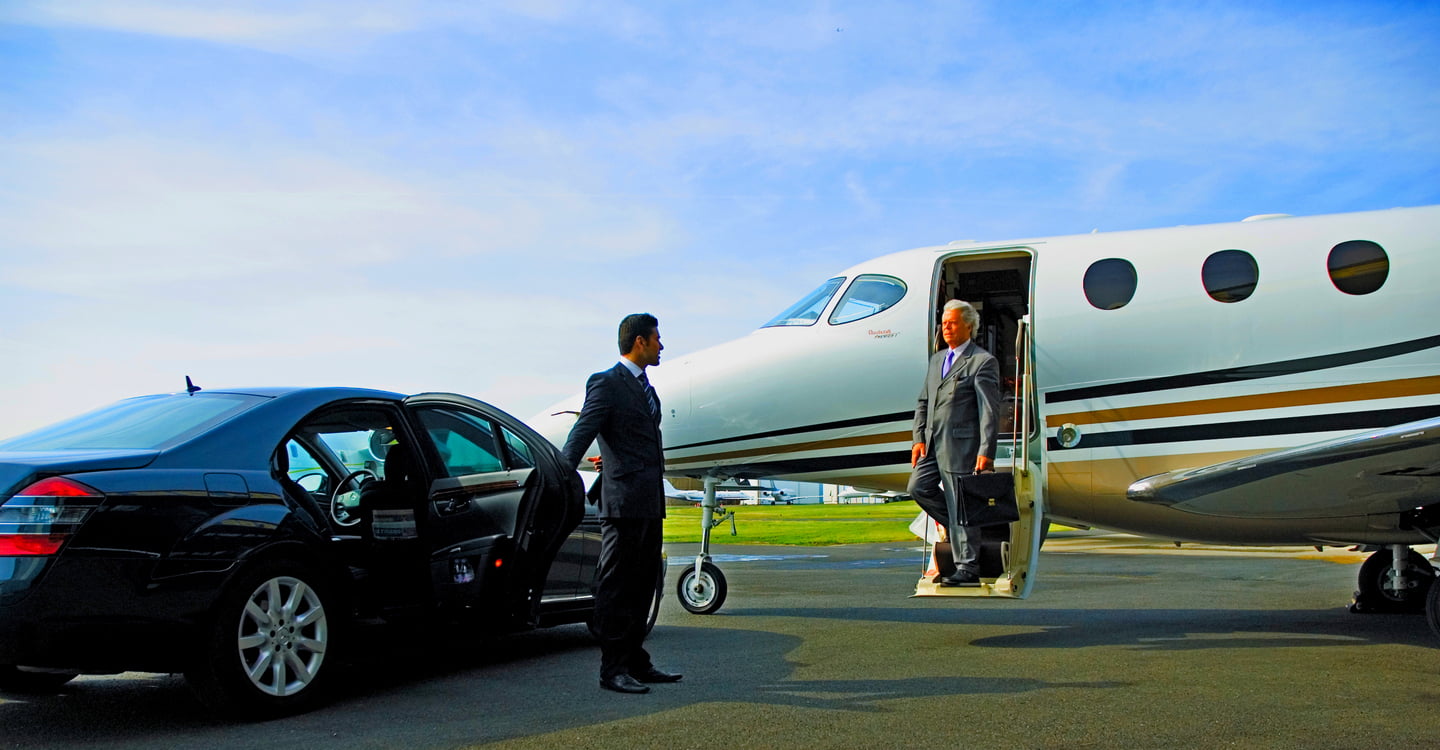 airport transfer service In South Gloucester